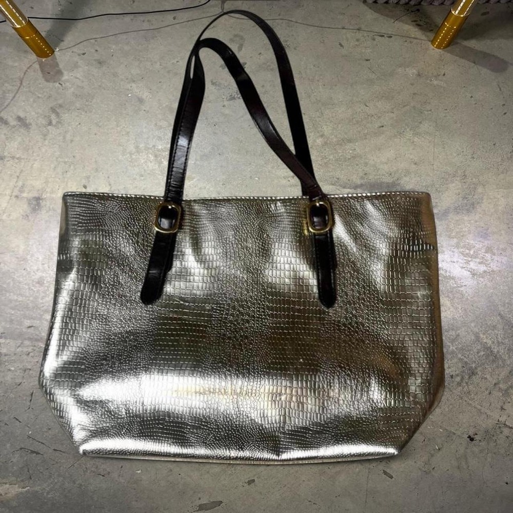 Metallic Gold Faux Croc Tote Bag ✨ Chic and spacious metallic gold tote